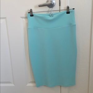 LuLaRoe Cassie small